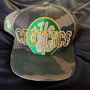 Boston Celtics Mitchell & Ness SnapBack Hat